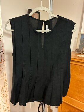 Emerson Fry Black Pleated Linen Sleeveless Blouse